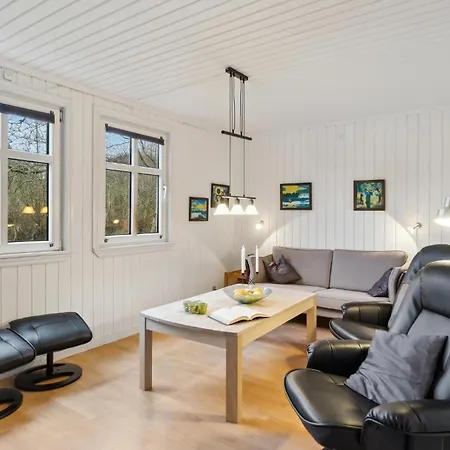 Holiday home Pet Friendly In With Wifi